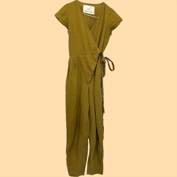 notPERFECTLINEN Margaret Wrap Jumpsuit in Olive 100% Linen - Picture 1 of 8